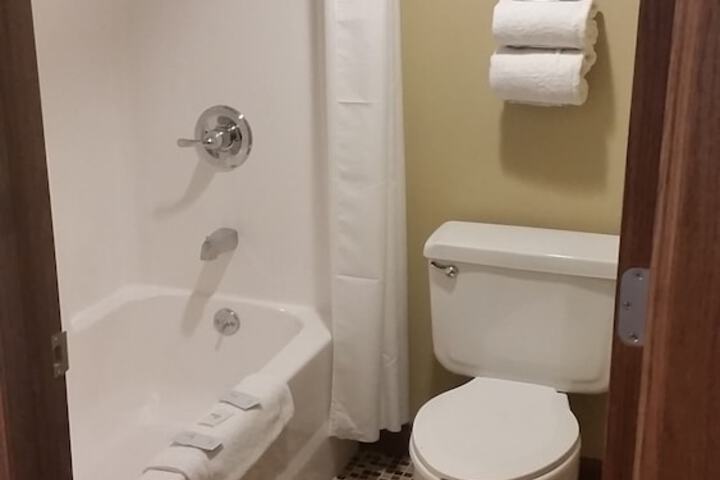 Room 21 of 21