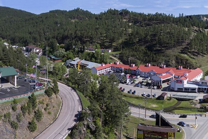 Ramada by Wyndham Keystone Near Mt. Rushmore