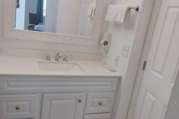 Room 14 of 26