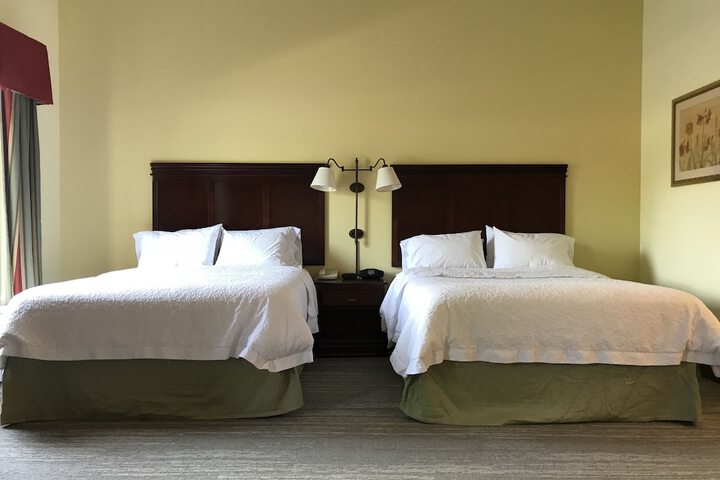 Hampton Inn & Suites Lamar