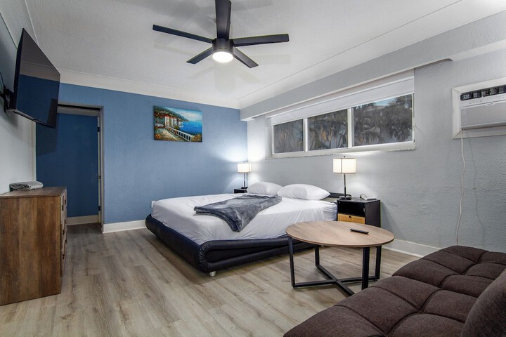 Room 21 of 44