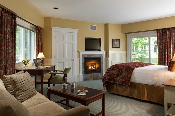 Lord Camden Inn