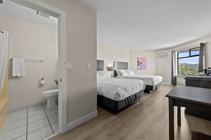 Room 14 of 35