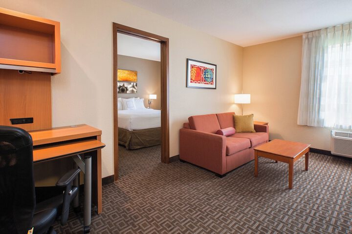 Room 11 of 22
