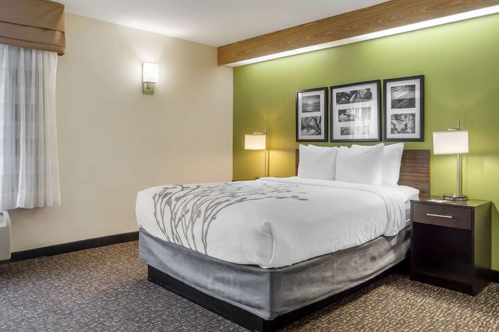 Room 44 of 67