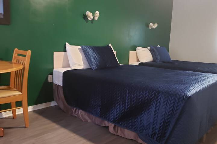 Room 16 of 42