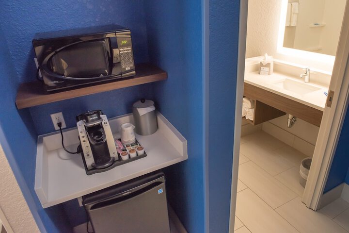 Holiday Inn Express & Suites Orland Park - Mokena by IHG