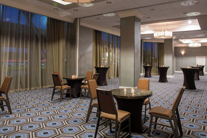 Hotel Interior 10 of 114
