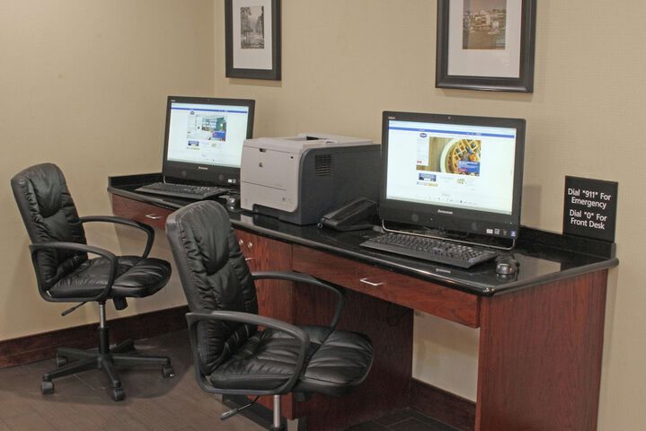 Business Center 32 of 32