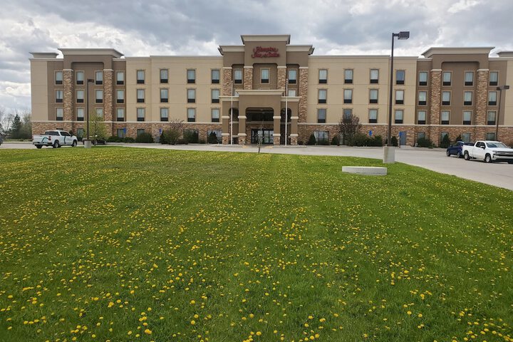 Hampton Inn & Suites Jamestown ND