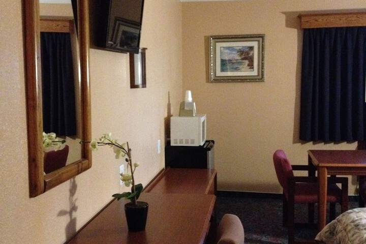 Room 40 of 74