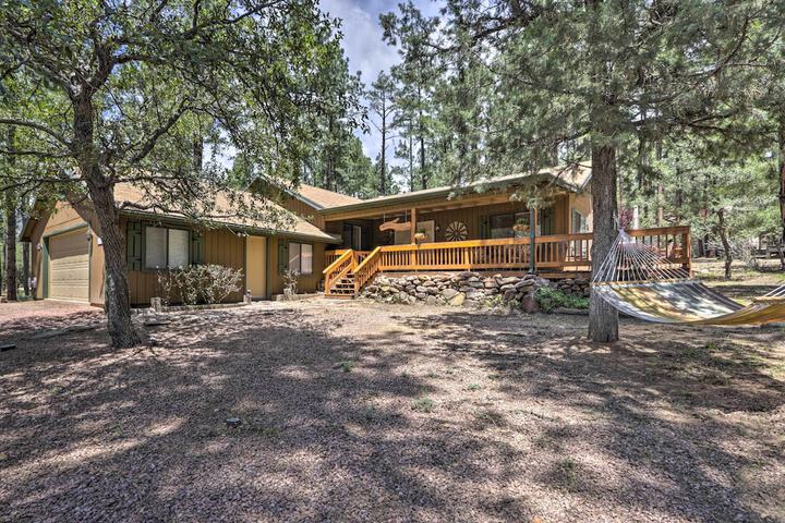 hilda's Cabin Mtn-view Retreat in Pine!