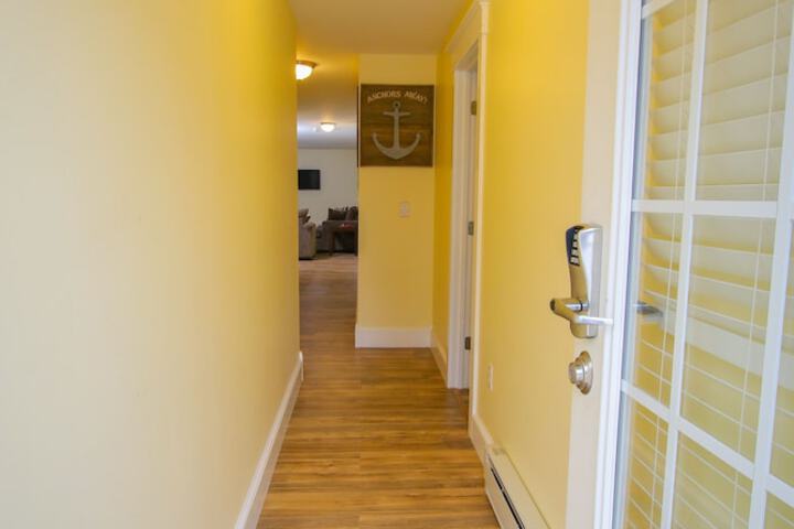 Room 223 of 373