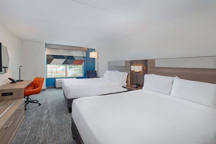 Room 35 of 60
