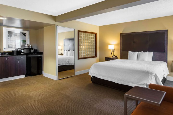 Room 47 of 67