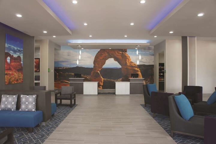 Hotel Interior 16 of 60