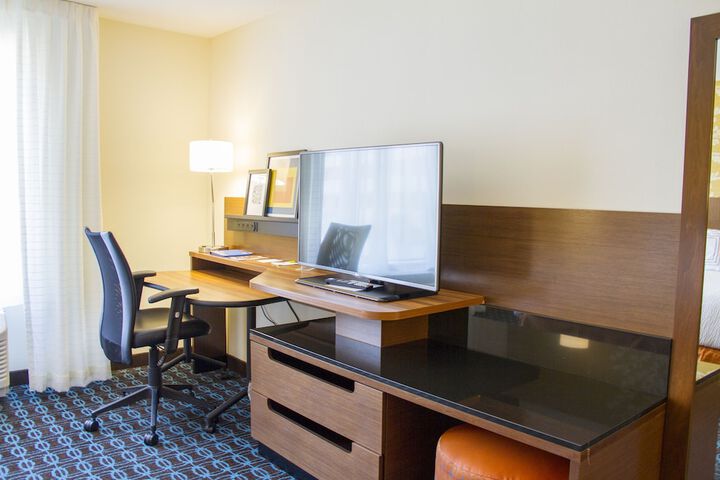 Wavecrest Lodge