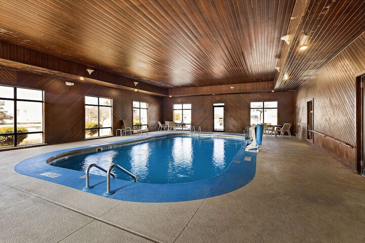 Pool 8 of 47