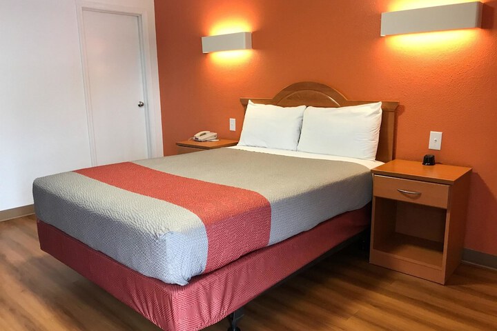 Motel 6 Concord CA
