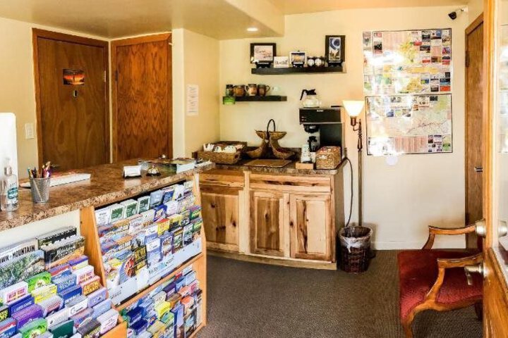 BUDGET STAR MOTEL
