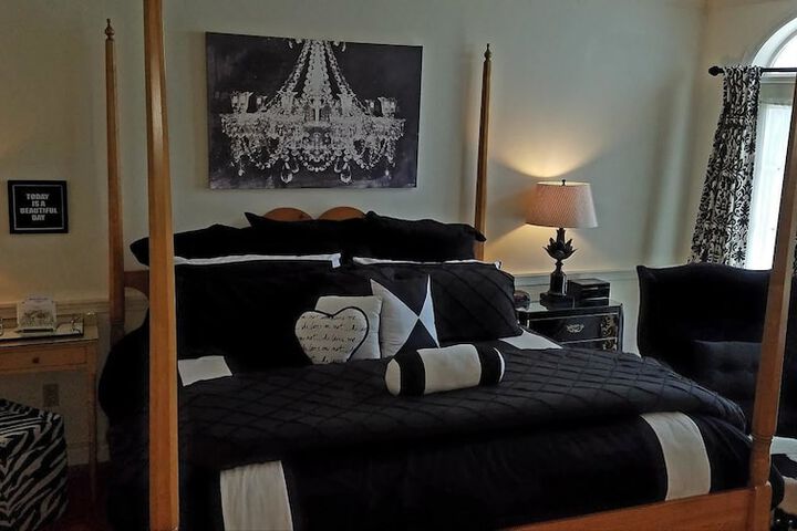 Room 40 of 47