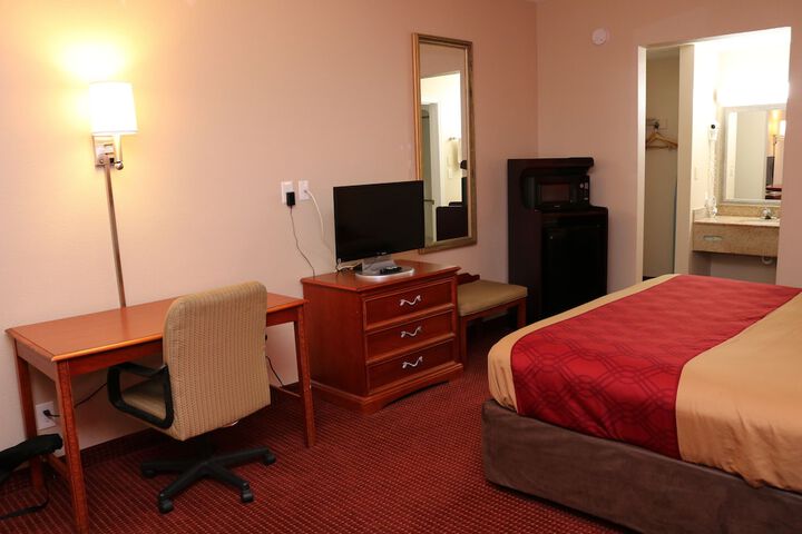 Room 11 of 21