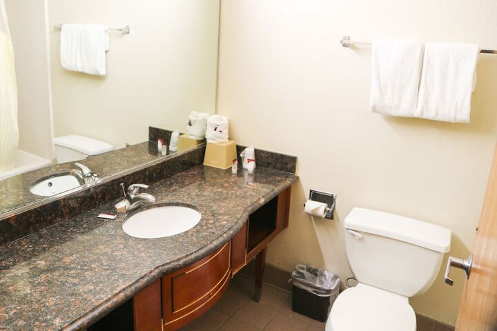 Room 18 of 27