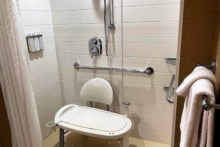 Room 16 of 57