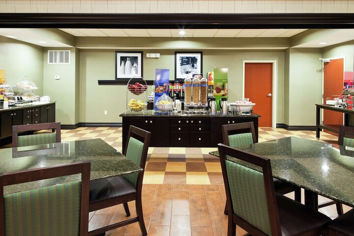 Hampton Inn & Suites Middlebury