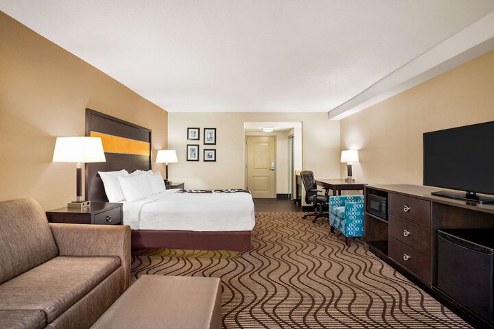 Room 15 of 29