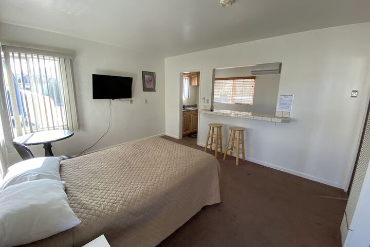 Room 21 of 53