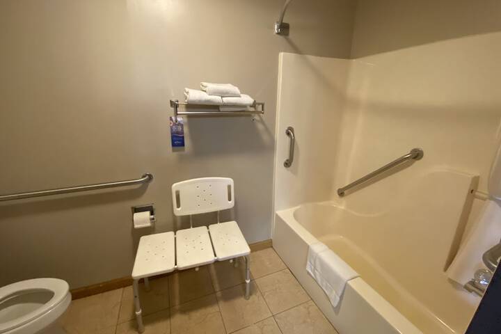 Room 15 of 39