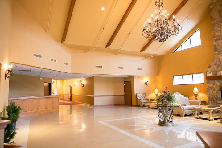 Tundra Lodge
