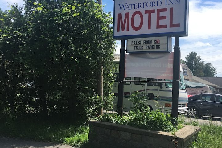Hotel 4 of 33