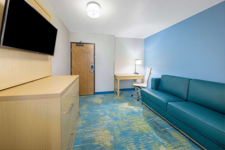 Room 50 of 57