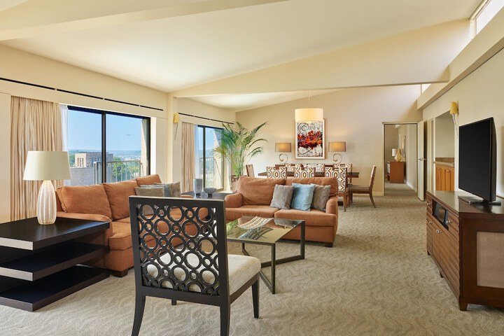 The Westin Kansas City at Crown Center