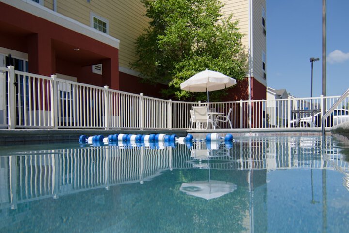 Pool 9 of 65
