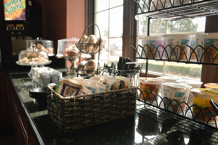 Breakfast/Coffee Service 38 of 42