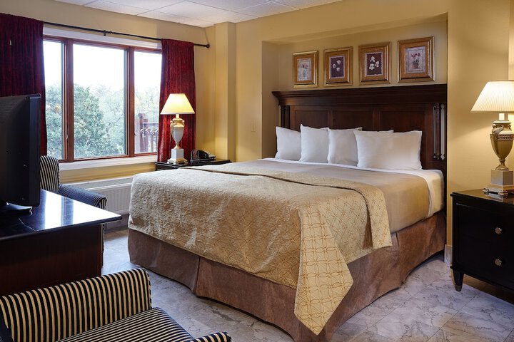 Room 50 of 70