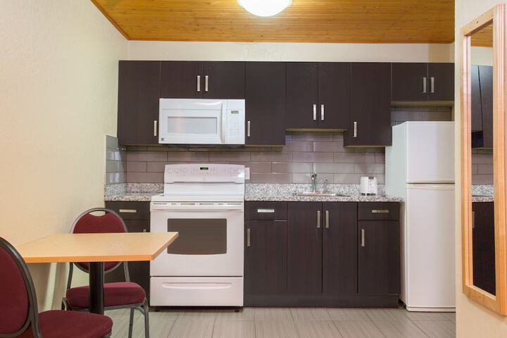 Room 12 of 36