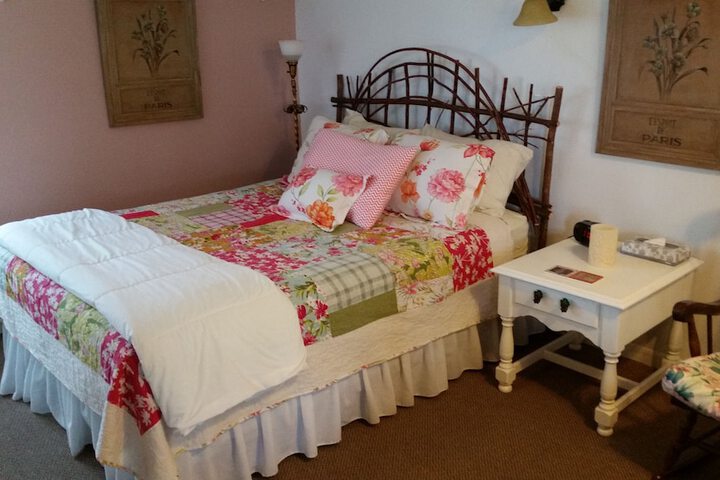 Room 10 of 25