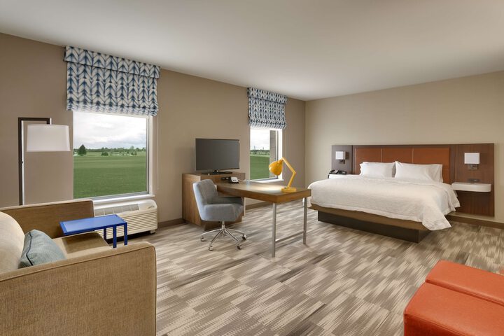 Room 11 of 31