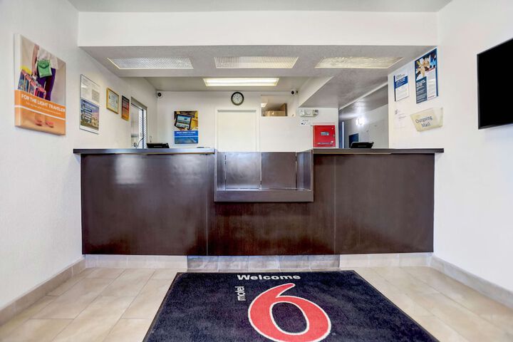 Motel 6 Grants NM