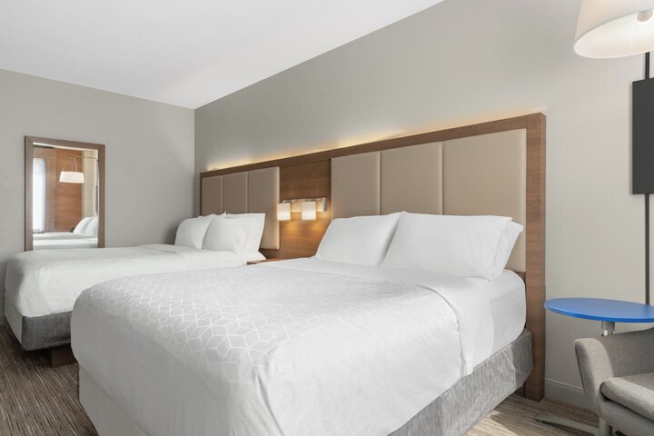 Holiday Inn Express Coralville by IHG