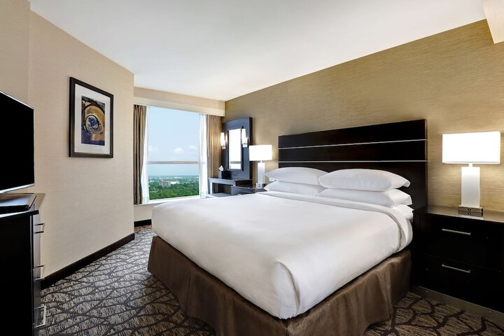 Room 45 of 106