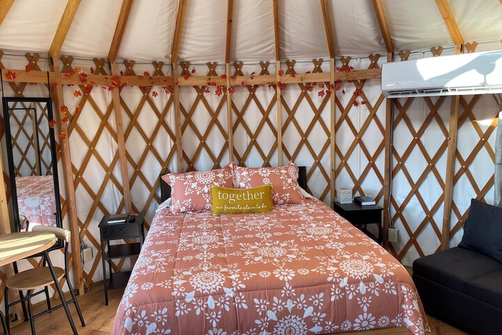 Mountain Aire Cottages Inn & Glamping