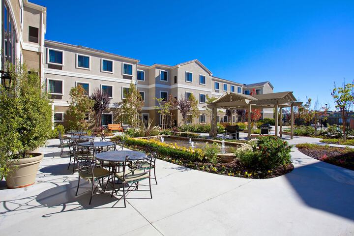 Staybridge Suites Lake Forest by IHG