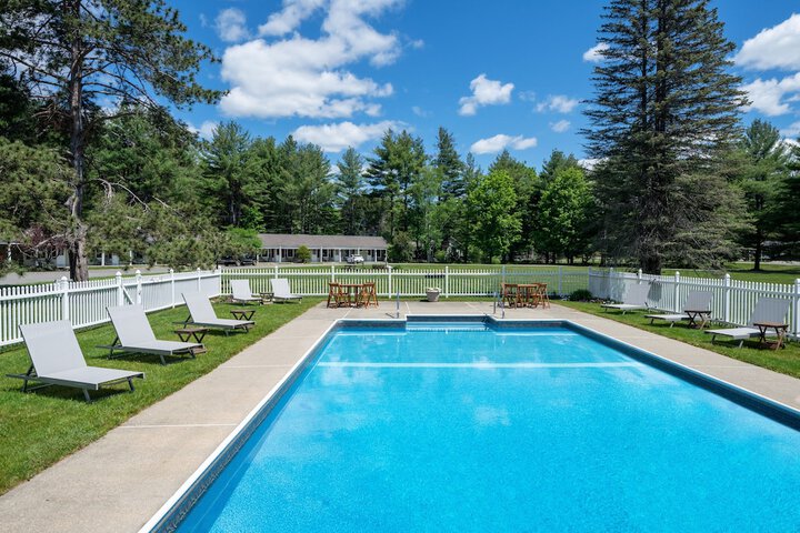 Pool 14 of 83