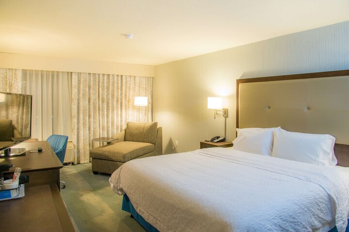 Hampton Inn & Suites Jackson-Coliseum