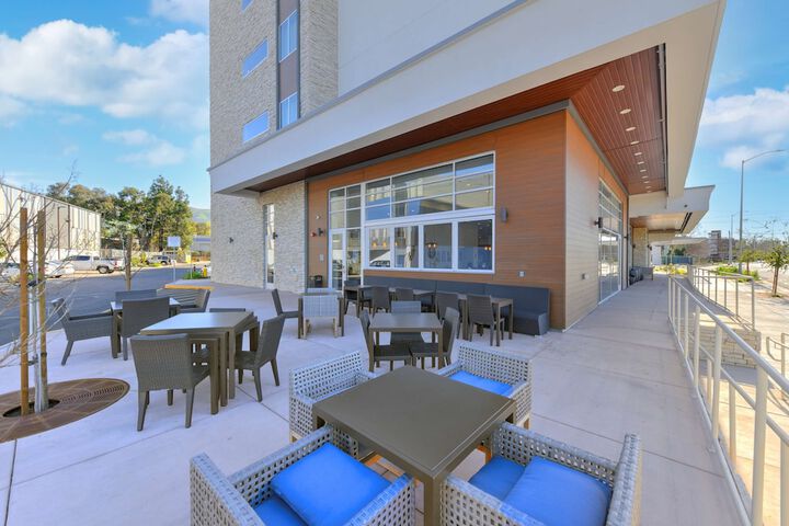 Terrace/Patio 34 of 37